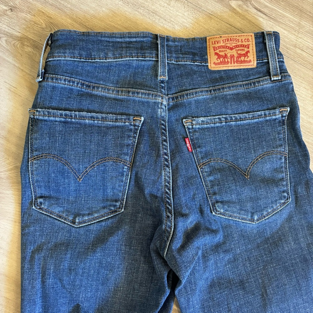 Levi’s Size 26 721 High‎ Rise Skinny Denim Jeans Women’s Pants Levi Blue Jeans - Picture 4 of 10